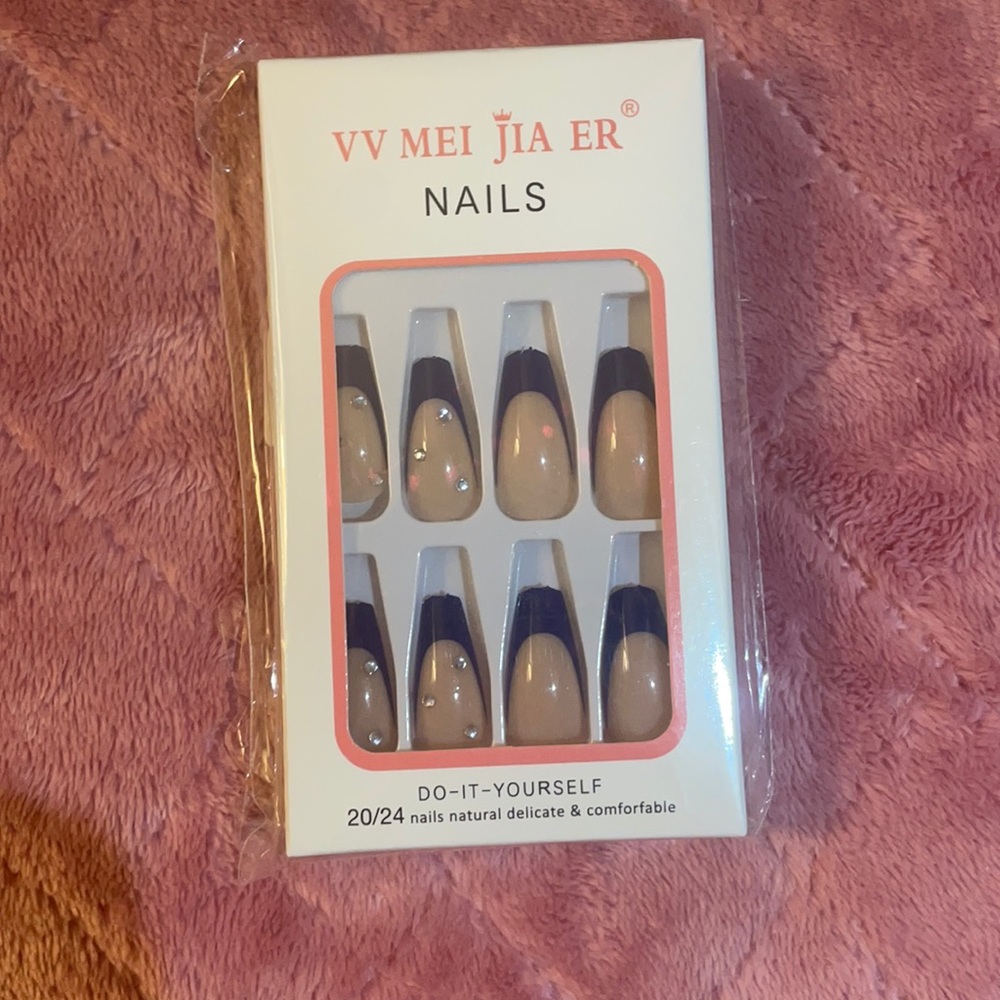 Blue French tip press on nails